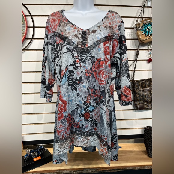 One World tunic top size large - Picture 2 of 8